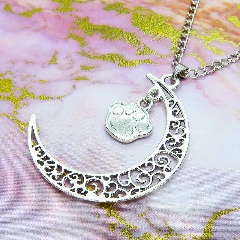 アンティークシルバー 透かし三日月と肉球の大人可愛いネックレス ムーンネックレス 猫 犬 銀古美