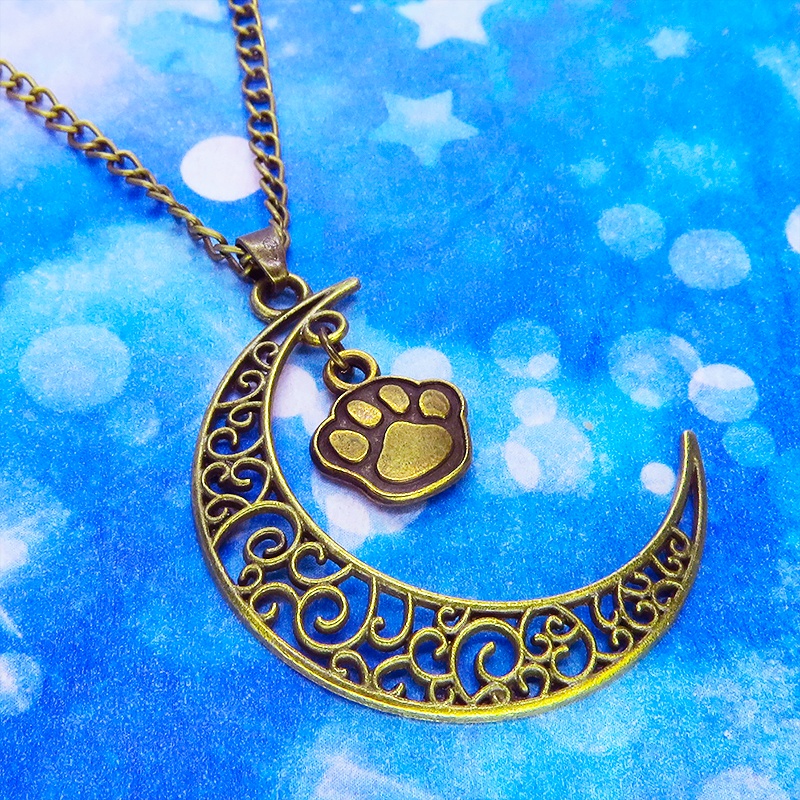 アンティークゴールド 透かし三日月と肉球の大人可愛いネックレス ムーンネックレス 猫 犬 金古美