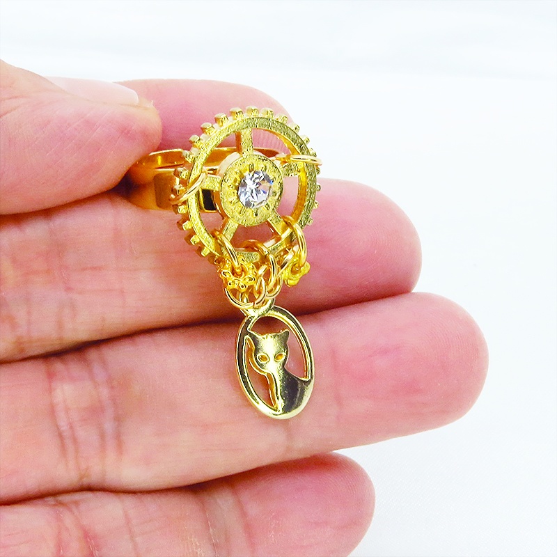 ゴールドカラー スチームパンク風猫と歯車のリング スワロフスキー チェーン フリーサイズ