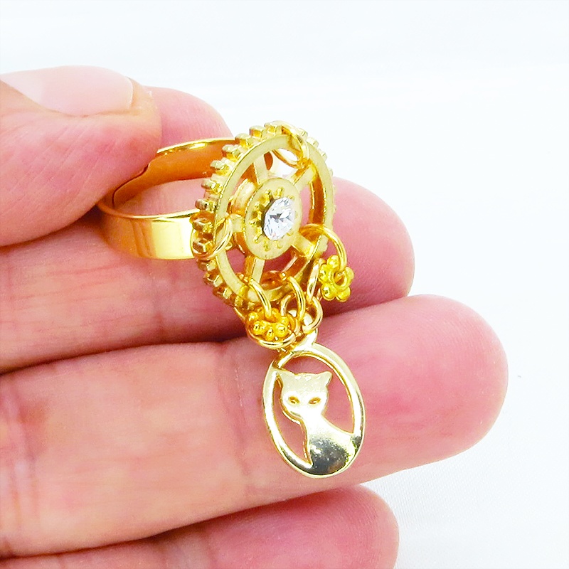 ゴールドカラー スチームパンク風猫と歯車のリング スワロフスキー チェーン フリーサイズ