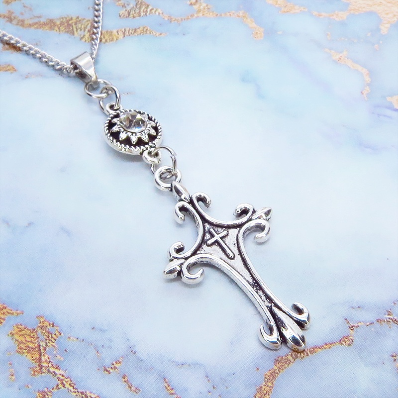 アンティークシルバー ゴシック調のロザリオ(十字架)とラインストーンのペンダント・ネックレス アジャスター可 SV925可