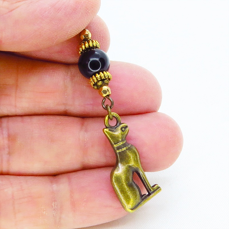 バステト 猫の女神 アンティークゴールド オニキスと組合せたオリエンタル調キーホルダー バッグチャーム