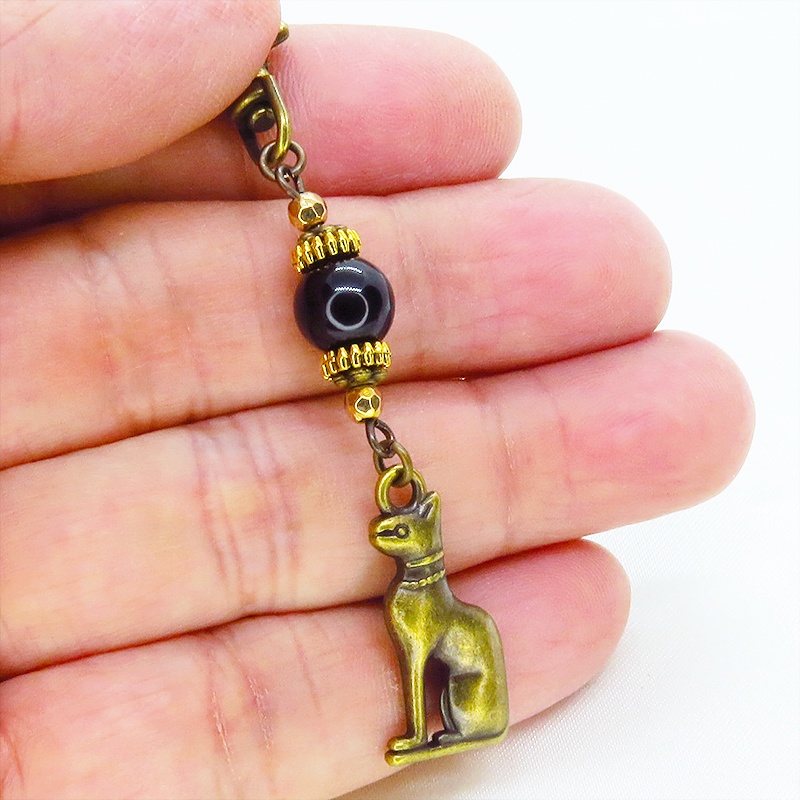 バステト 猫の女神 アンティークゴールド オニキスと組合せたオリエンタル調キーホルダー バッグチャーム