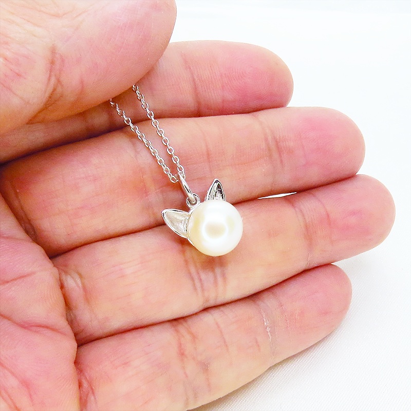 シルバー925 ペンダント型の淡水パール(ナチャラル)のシンプルで大人可愛い猫耳パールネックレス アジャスター追加可