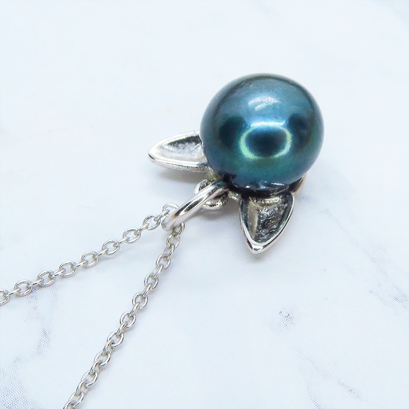 シルバー925 ペンダント型の淡水パール(ブラック)のシンプルで大人可愛い猫耳パールネックレス アジャスター追加可