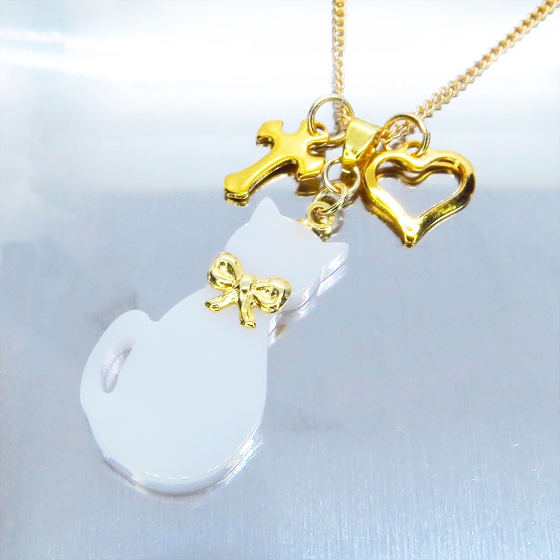 白猫シルエットモチーフとハート&ロザリオの大人可愛いネックレス SV925 18KGC変更可