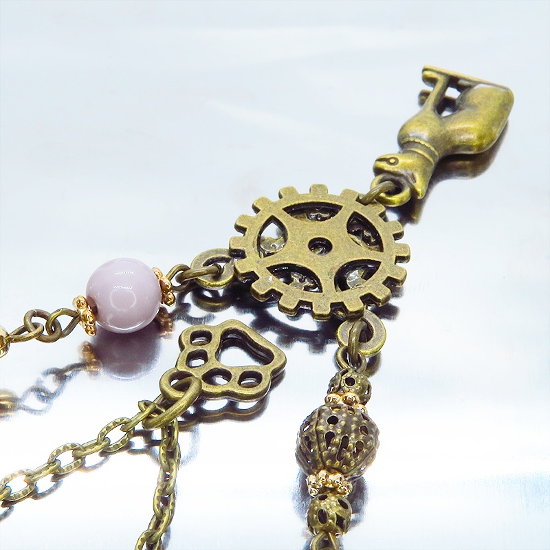 バステト 猫の神様 オリエンタル風 アンティークゴールド ダブルチェーン ビーズを組合わせたアシンメトリーネックレス