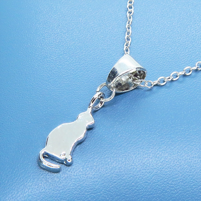 シンプルにさり気なく大人可愛い猫モチーフネックレス シルバー925ネックレス 長さ変更可 アジャスター追加可