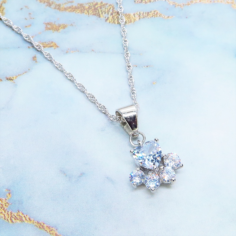 【再販】シルバー925 肉球モチーフの大人可愛いワンポイントネックレス ジルコニア スクリュー 猫 犬 アジャスター追加可