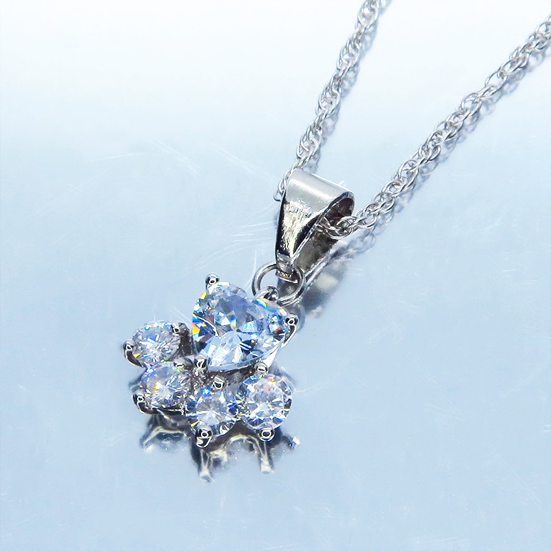 【再販】シルバー925 肉球モチーフの大人可愛いワンポイントネックレス ジルコニア スクリュー 猫 犬 アジャスター追加可