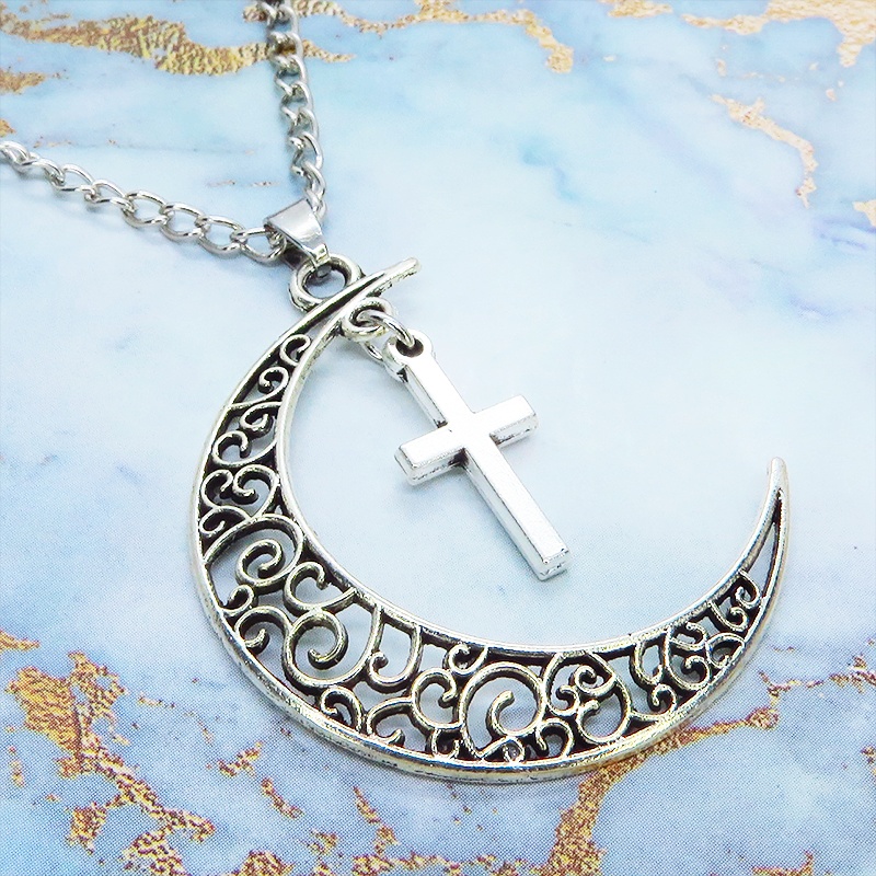 アンティークシルバー 透かし三日月とロザリオ(十字架)の大人可愛いネックレス ムーンネックレス 銀古美