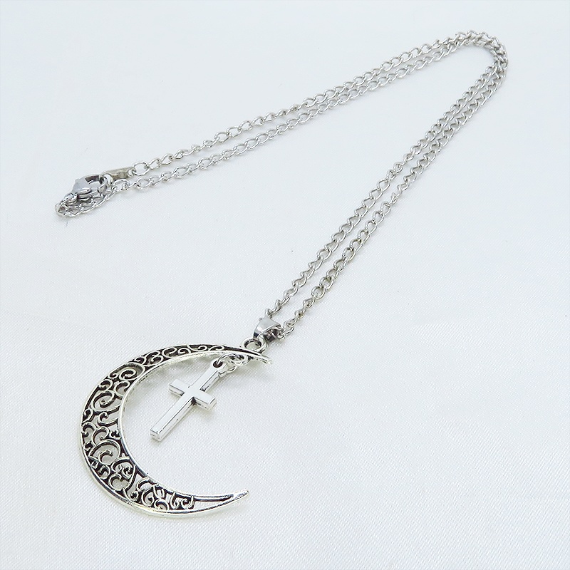 アンティークシルバー 透かし三日月とロザリオ(十字架)の大人可愛いネックレス ムーンネックレス 銀古美
