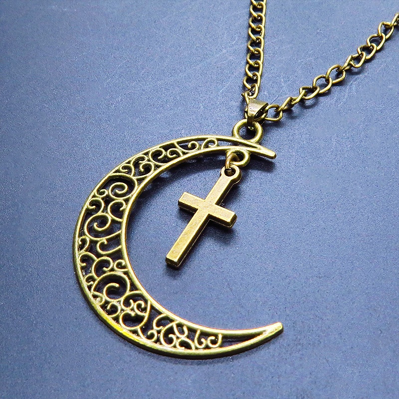 アンティークゴールド 透かし三日月とロザリオ(十字架)の大人可愛いネックレス ムーンネックレス 金古美