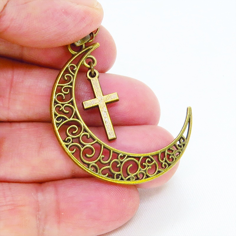 アンティークゴールド 透かし三日月とロザリオ(十字架)の大人可愛いネックレス ムーンネックレス 金古美