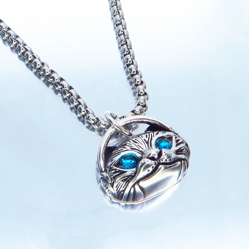 立体的でリアルな猫フェイスモチーフのペンダントネックレス ヘッドフォン ブルージルコン シルバー925PLTD チタン鋼
