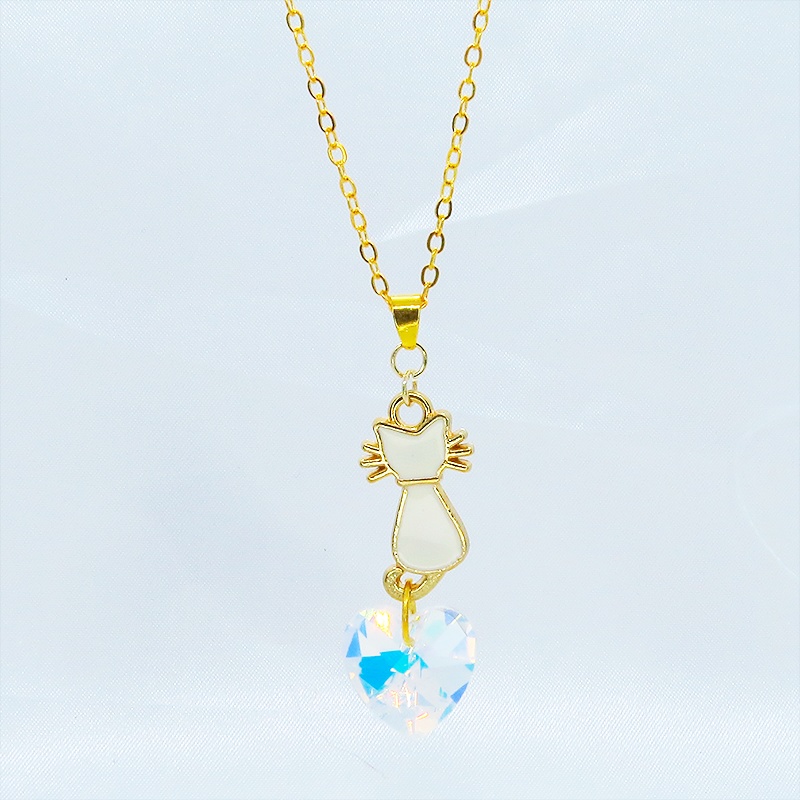 白猫とハート型スワロフスキー(クリスタルオーロラ)を組み合わせたネックレス 長さ変更可 18KGC変更可