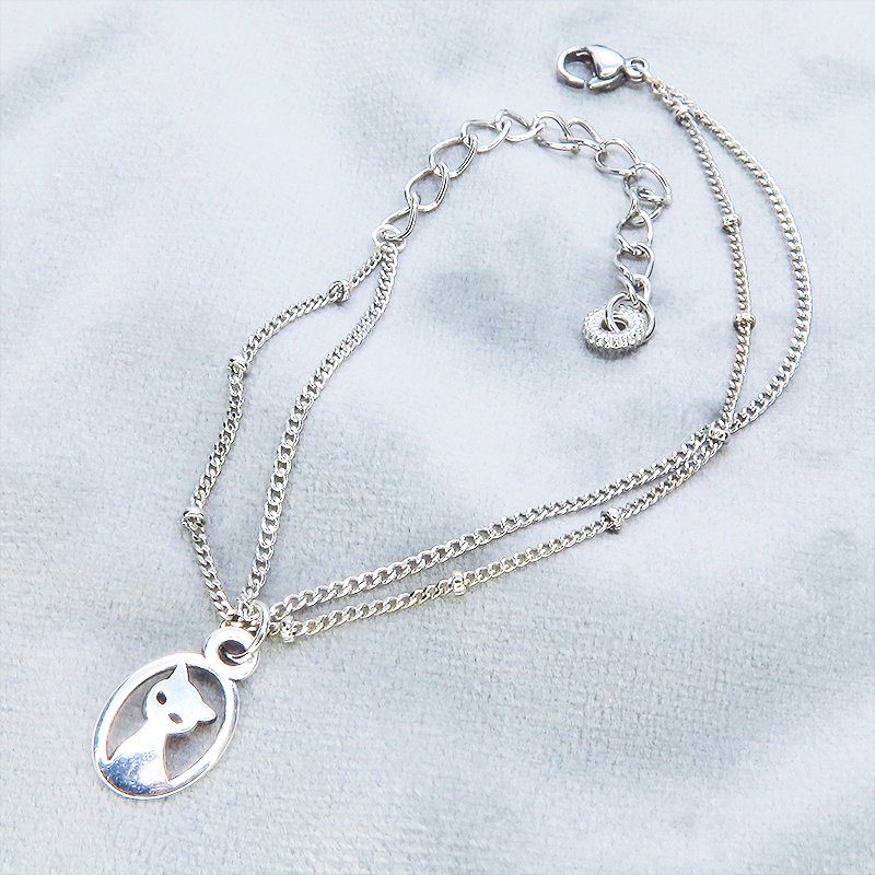 シルバーカラー 猫モチーフの繊細なダブルチェーンブレスレット アジャスター 長さ調整可