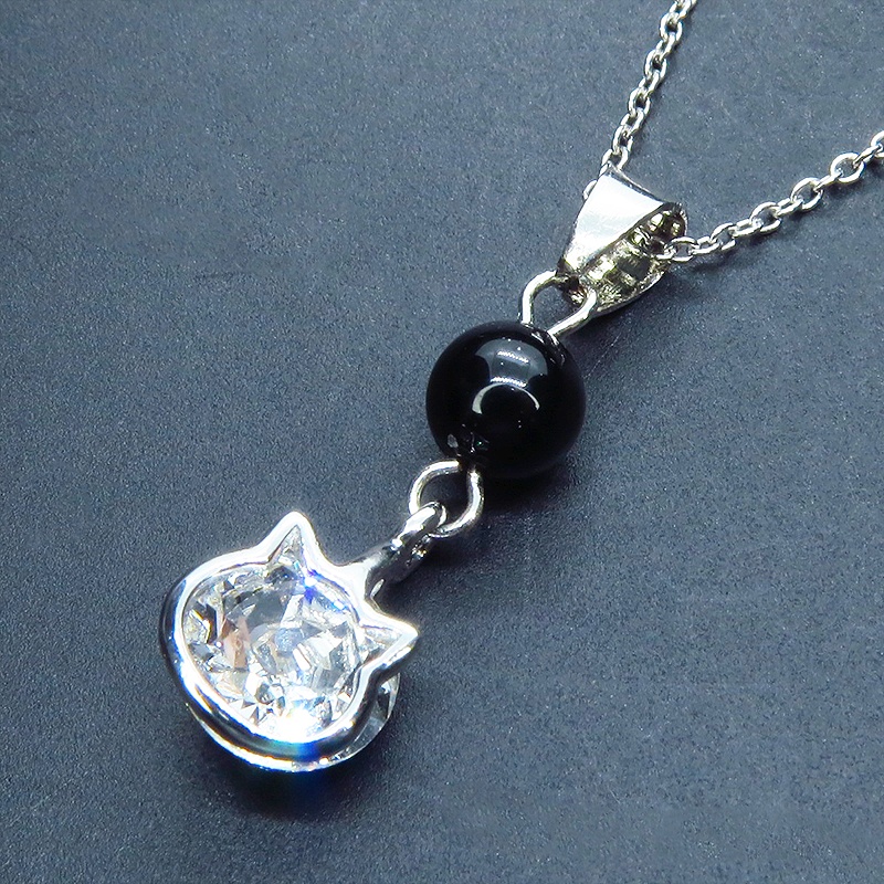 シルバー925 かわいい猫フレームのスワロフスキー(9色選択)とオニキスの大人可愛いネックレス