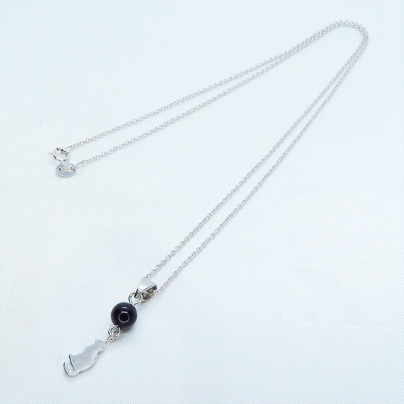 シルバー925 シンプルにさり気なく大人可愛い猫シルエットモチーフとオニキスのネックレス アジャスター可