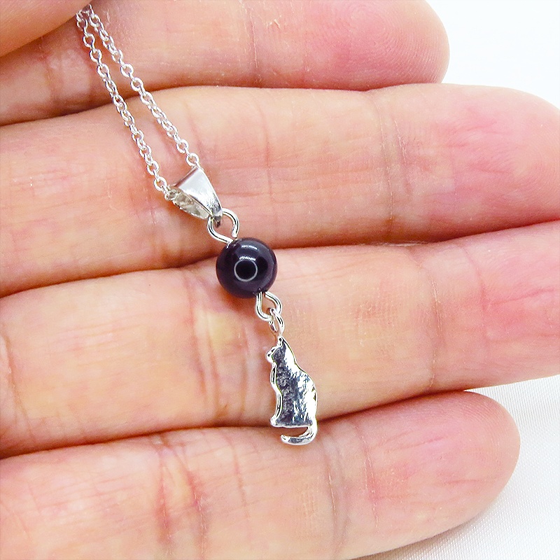 シルバー925 シンプルにさり気なく大人可愛い猫シルエットモチーフとオニキスのネックレス アジャスター可