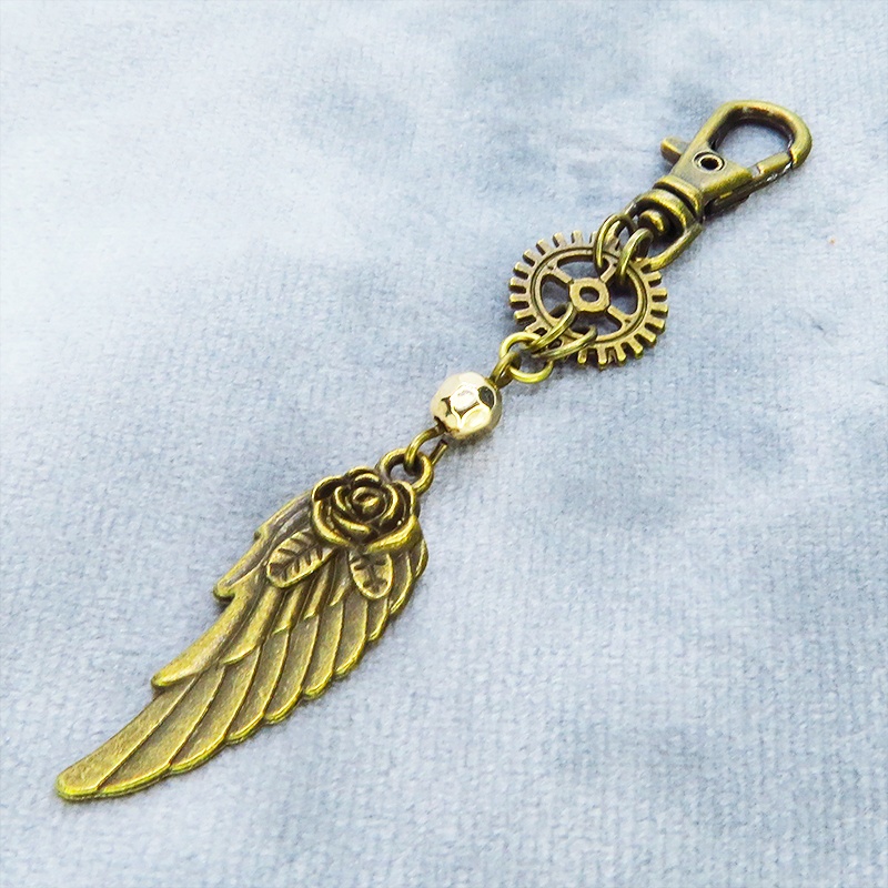 アンティークゴールド 翼と歯車を組合せたスチームパンク風チャーム キーホルダー バッグチャーム