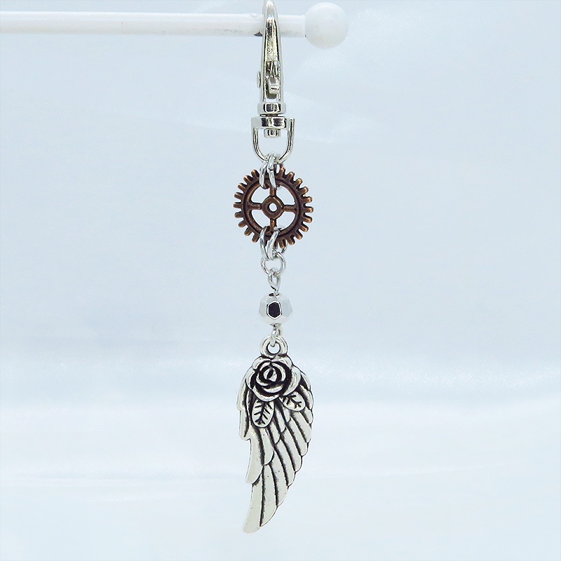 アンティークシルバー 翼と歯車を組合せたスチームパンク風チャーム キーホルダー バッグチャーム