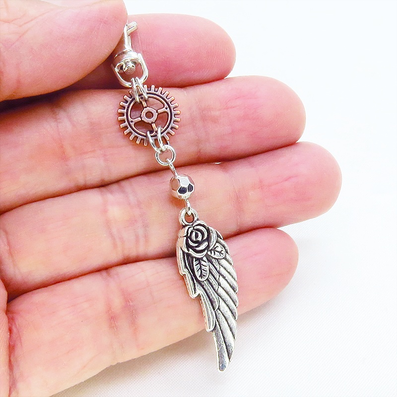 アンティークシルバー 翼と歯車を組合せたスチームパンク風チャーム キーホルダー バッグチャーム