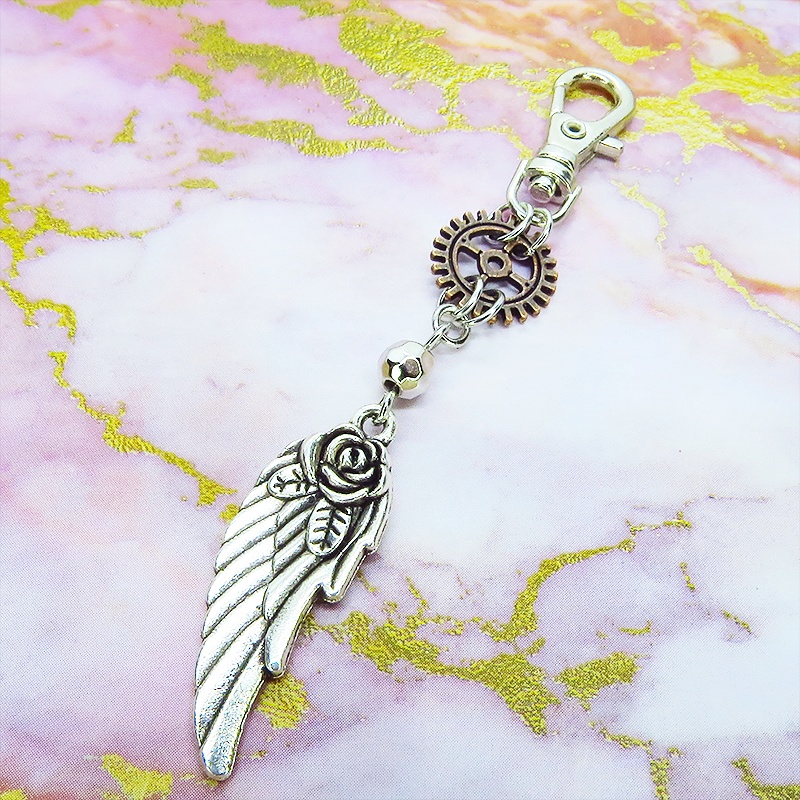 アンティークシルバー 翼と歯車を組合せたスチームパンク風チャーム キーホルダー バッグチャーム