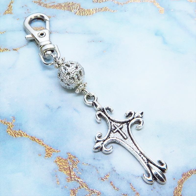 アンティークシルバー ゴシック調ロザリオとメタルビーズを組合せたキーホルダー バッグチャーム 金具変更可