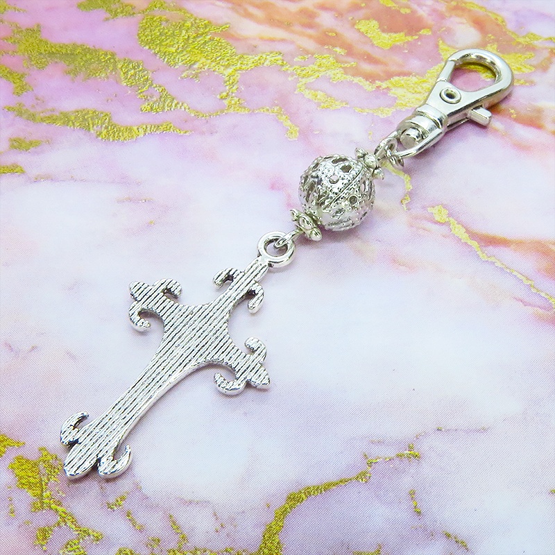 アンティークシルバー ゴシック調ロザリオとメタルビーズを組合せたキーホルダー バッグチャーム 金具変更可