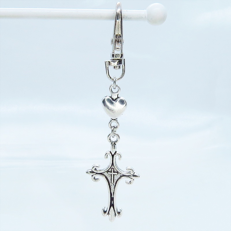 アンティークシルバー ロザリオ(十字架)とハートを組合せたキーホルダー バッグチャーム 金具変更可