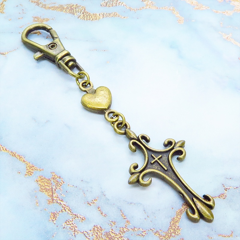 アンティークゴールド ロザリオ(十字架)とハートを組合せたキーホルダー バッグチャーム 金具変更可