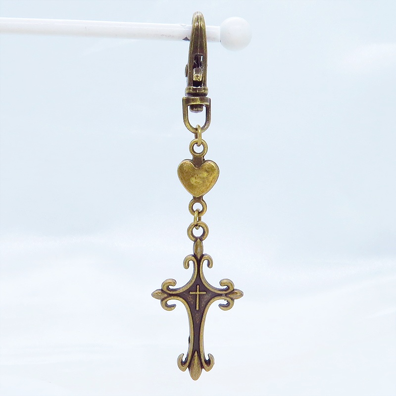 アンティークゴールド ロザリオ(十字架)とハートを組合せたキーホルダー バッグチャーム 金具変更可