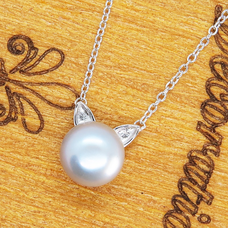 シルバー925 シンプルにさり気なく大人可愛いシルバーグレー猫耳ネックレスとピアスセット 淡水パール アジャスター追加可