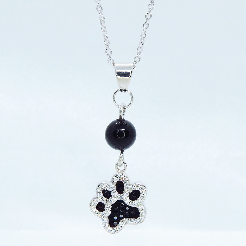 シルバー925 ジルコンが散りばめられた肉球モチーフとオニキスを組合せた大人可愛いネックレス アジャスター追加可 猫 犬