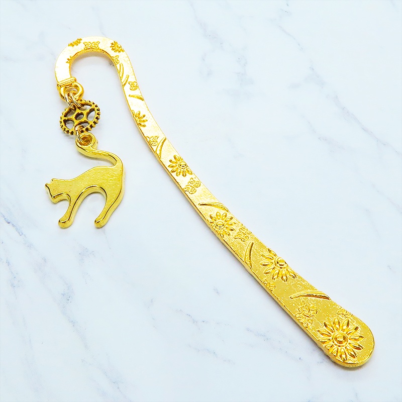 ゴールドカラー 跳ね猫と小さな歯車を組合せた大人可愛いブックマーカー 栞 しおり 花柄模様