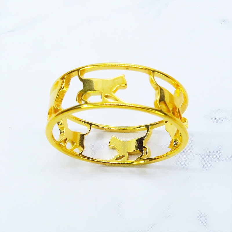 【再販×3】ゴールドカラー ステンレス製 歩く猫シルエットが連なる大人可愛いリング 繊細 16号