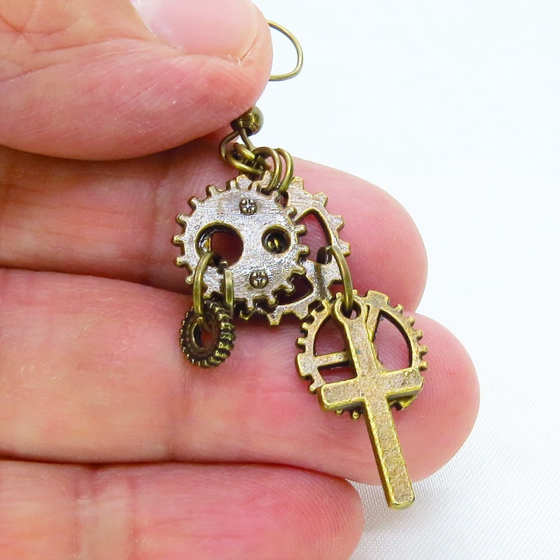 アンティークゴールド ロザリオ(十字架)と歯車を組合せたコンパクトなピアス スチームパンク風 コンパクト
