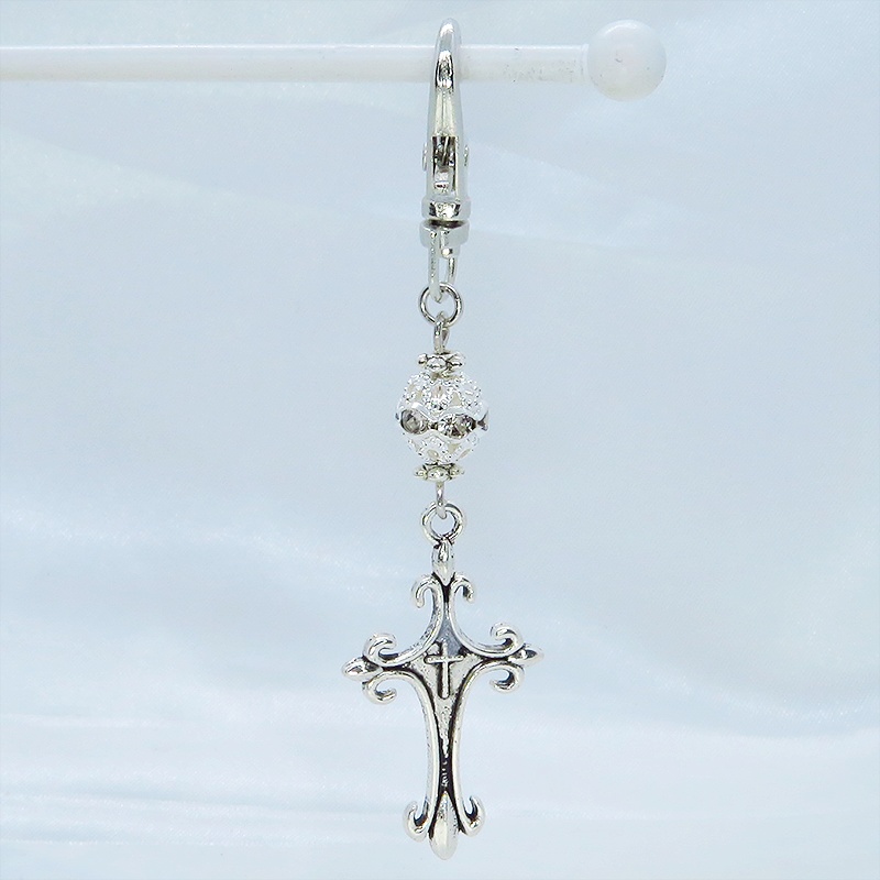 アンティークシルバー ゴシック調ロザリオとメタルビーズを組合せたキーホルダー バッグチャーム ファスナーチャーム 金具変更可