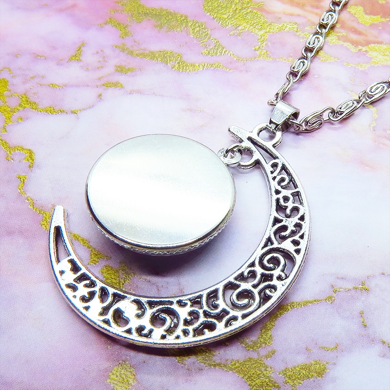 ウルフムーンネックレス 三日月と蒼月に映える狼のシルエットの描かれたペンダント・ネックレス メンズ レディース