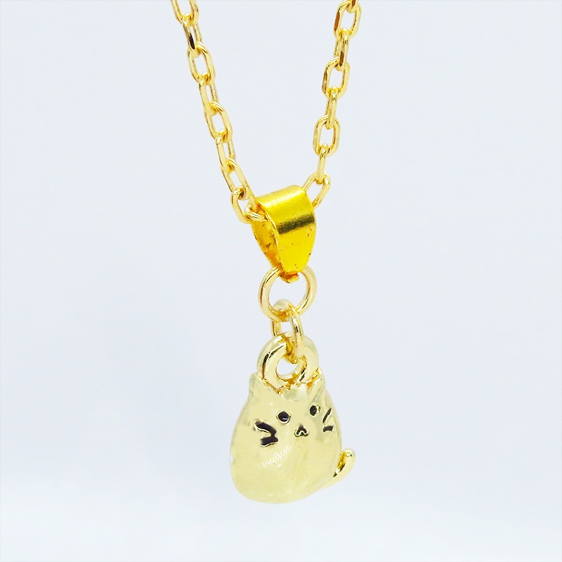 ゴールドカラー ぷっくり可愛い猫のチャームのシンプルなネックレス 長さ変更可 ステンレス変更可