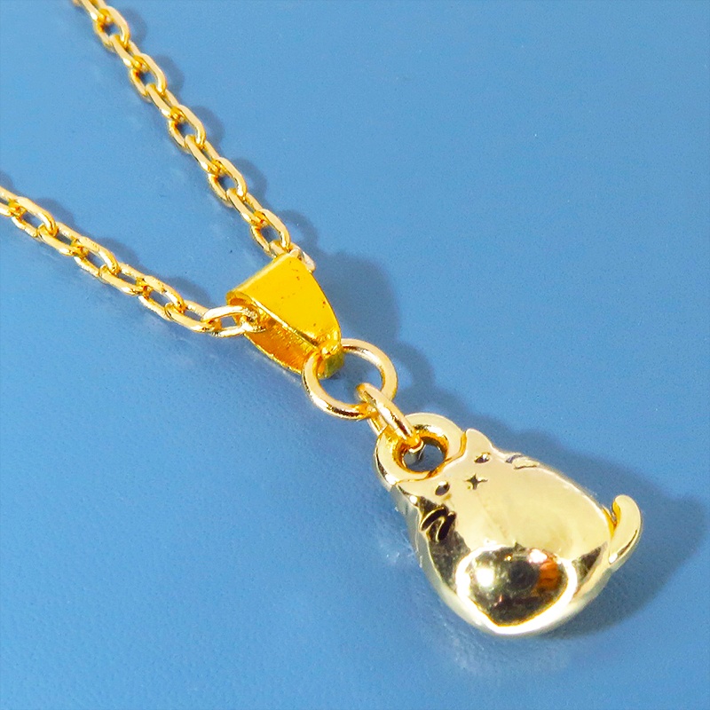 ゴールドカラー ぷっくり可愛い猫のチャームのシンプルなネックレス 長さ変更可 ステンレス変更可