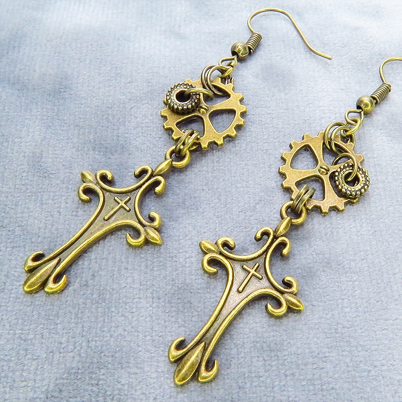 アンティークゴールド ゴシック調ロザリオ(十字架)と歯車モチーフを組合せたピアス スチームパンク風