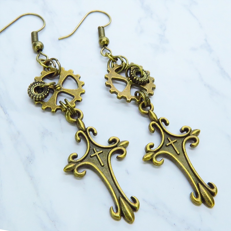 アンティークゴールド ゴシック調ロザリオ(十字架)と歯車モチーフを組合せたピアス スチームパンク風