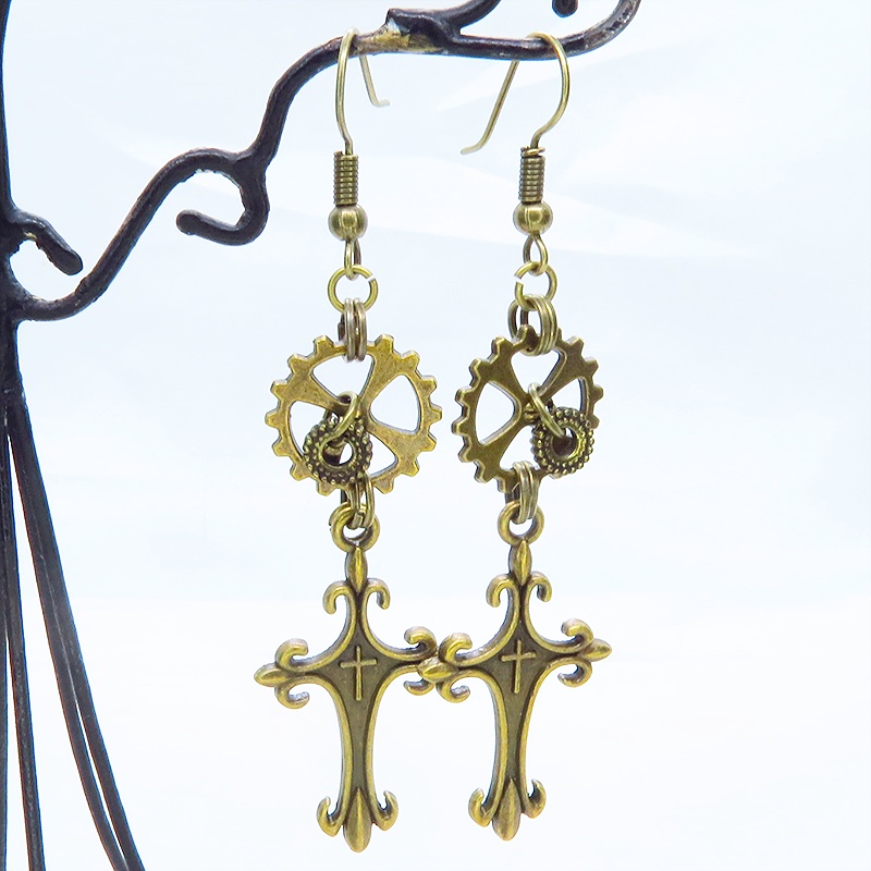 アンティークゴールド ゴシック調ロザリオ(十字架)と歯車モチーフを組合せたピアス スチームパンク風