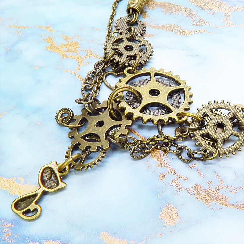 アンティークゴールド 猫と多数の歯車を組合せた多層多重の本格的スチームパンクネックレス 長さ調整可
