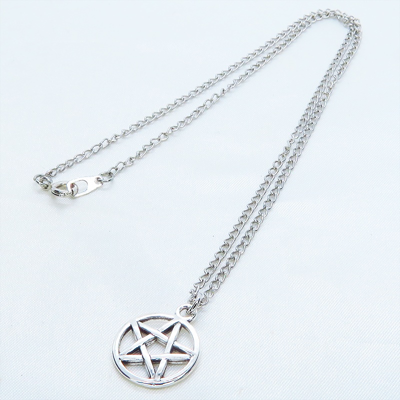 アンティークシルバー ペンタグラム(五芒星)のチャームを使ったネックレス 長さ調整可 アジャスター可