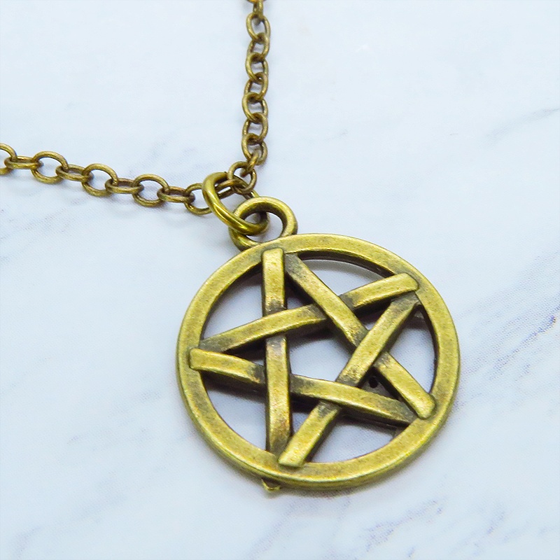 アンティークゴールド ペンタグラム(五芒星)のチャームを使ったネックレス 長さ調整可 アジャスター可