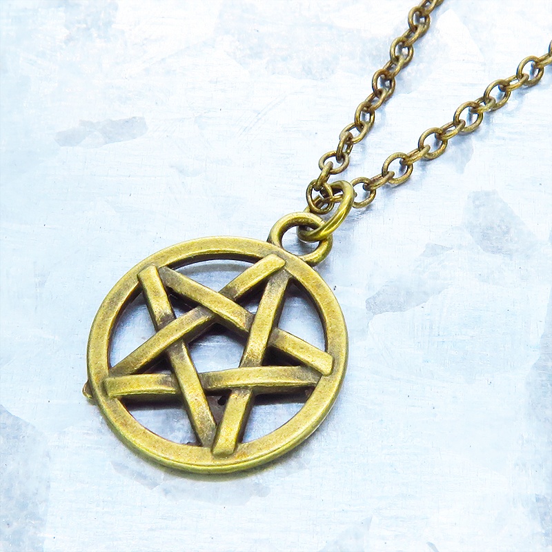 アンティークゴールド ペンタグラム(五芒星)のチャームを使ったネックレス 長さ調整可 アジャスター可