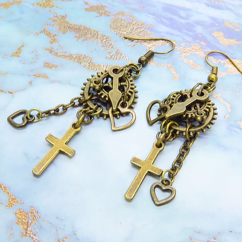 アンティークゴールド ロザリオ(十字架)と歯車を組合せたスチームパンク風チェーン付きピアス